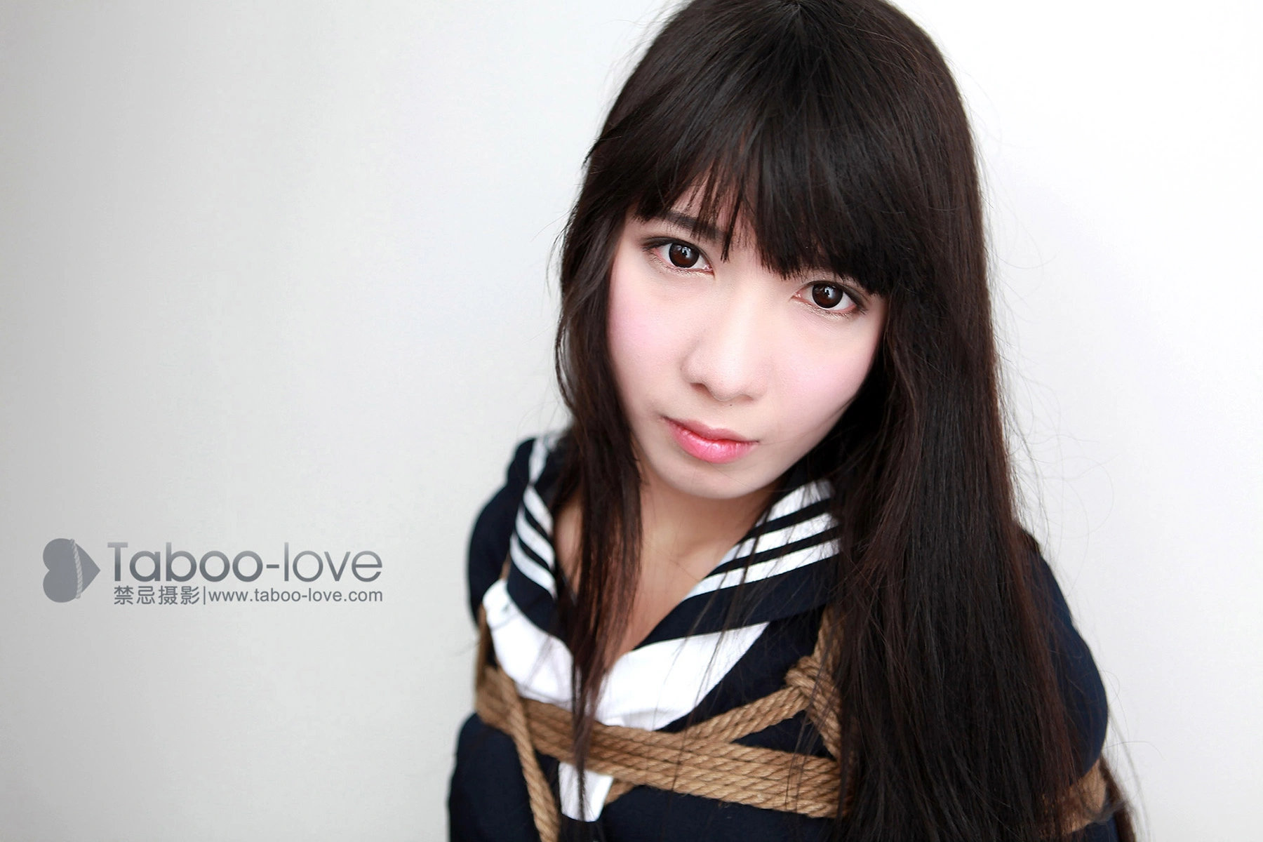 [禁忌摄影]Taboo-love NO.001 迷人的眼神 1